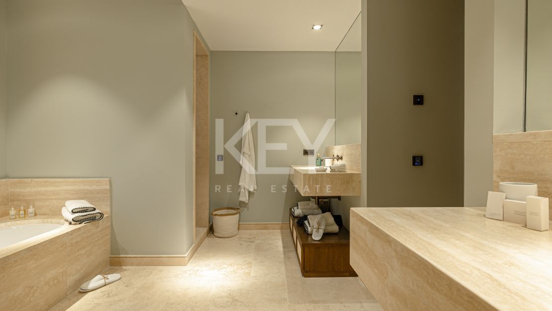 Exclusive luxury rental ground floor appartment with concierge service in Finca Cortesin, Casares