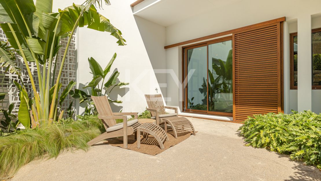 Exclusive luxury rental ground floor appartment with concierge service in Finca Cortesin, Casares