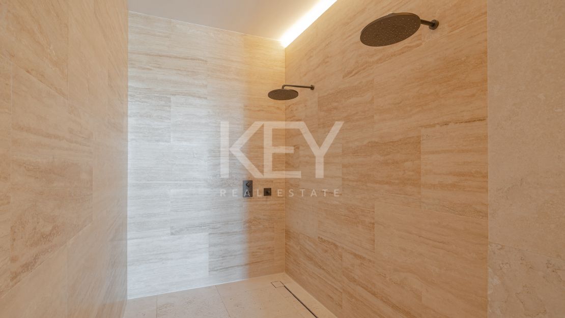 Exclusive luxury rental ground floor appartment with concierge service in Finca Cortesin, Casares
