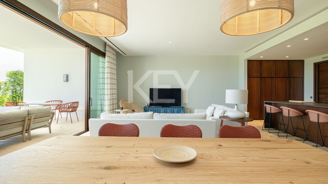 Exclusive luxury rental ground floor appartment with concierge service in Finca Cortesin, Casares