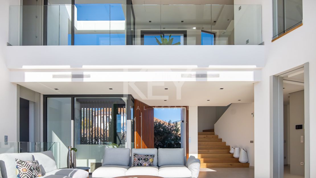 Luxurious newly built villa with panoramic views in Lomas de La Quinta, Benahavís