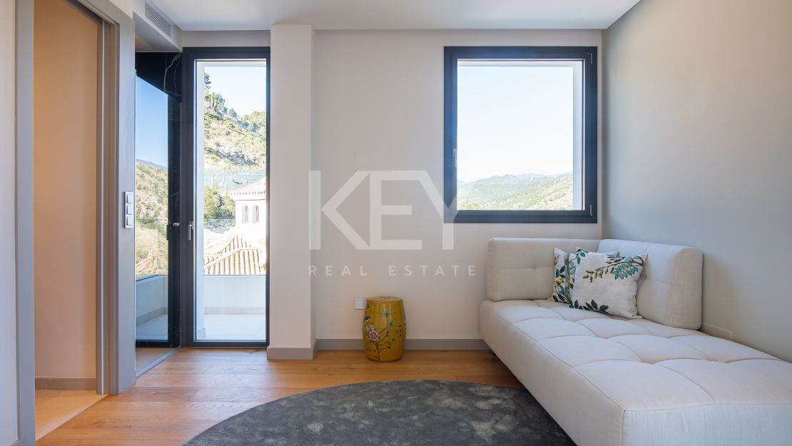 Luxurious newly built villa with panoramic views in Lomas de La Quinta, Benahavís
