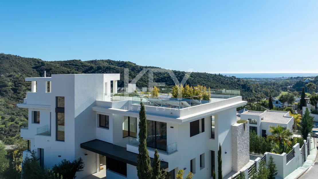 Luxurious newly built villa with panoramic views in Lomas de La Quinta, Benahavís
