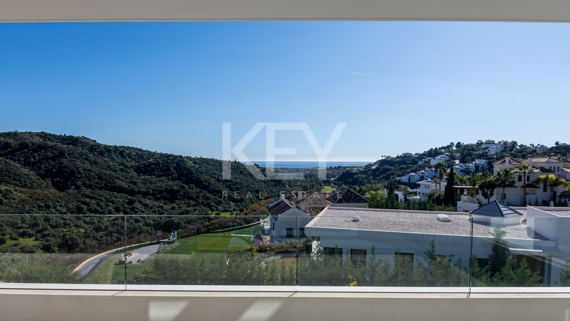 Luxurious newly built villa with panoramic views in Lomas de La Quinta, Benahavís