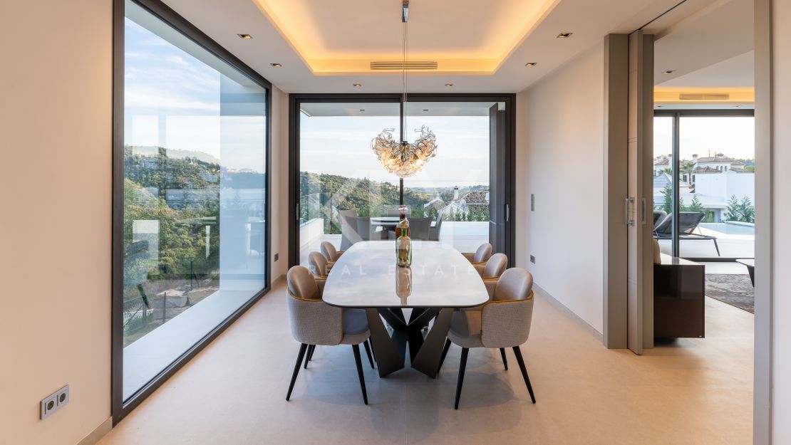 Luxurious newly built villa with panoramic views in Lomas de La Quinta, Benahavís