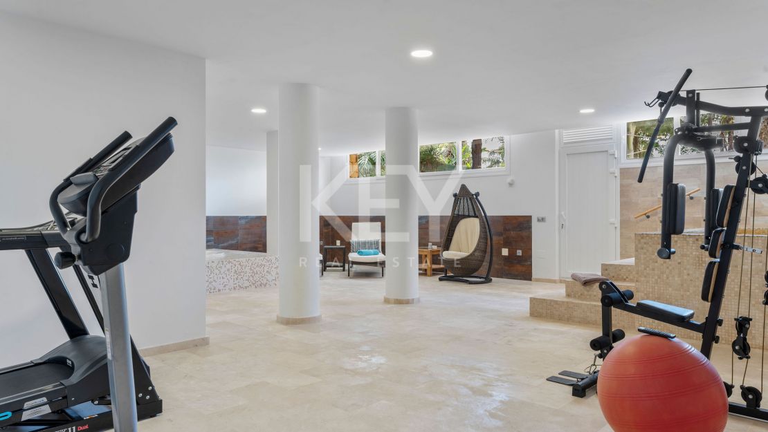 Luxury villa in Las Chapas Marbella for short term rent