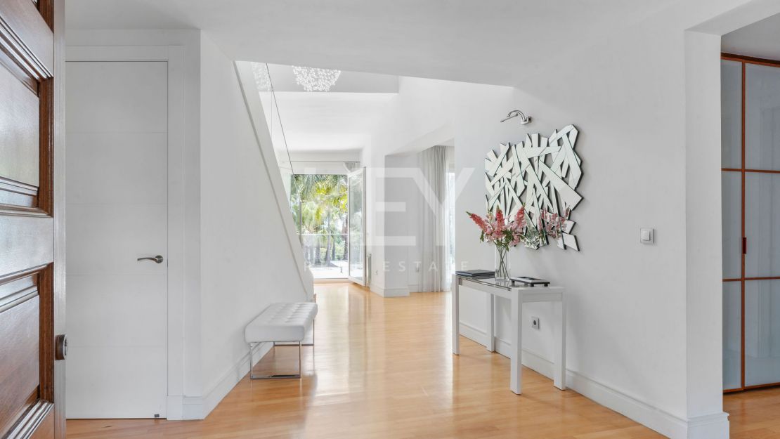 Luxury villa in Las Chapas Marbella for short term rent