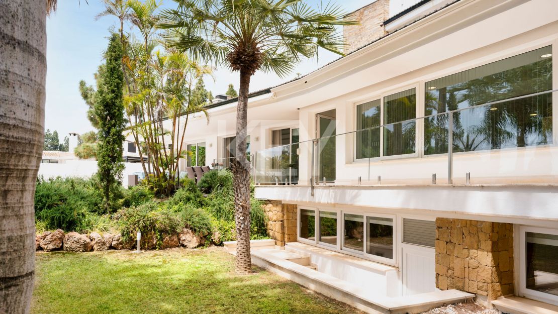 Luxury villa in Las Chapas Marbella for short term rent