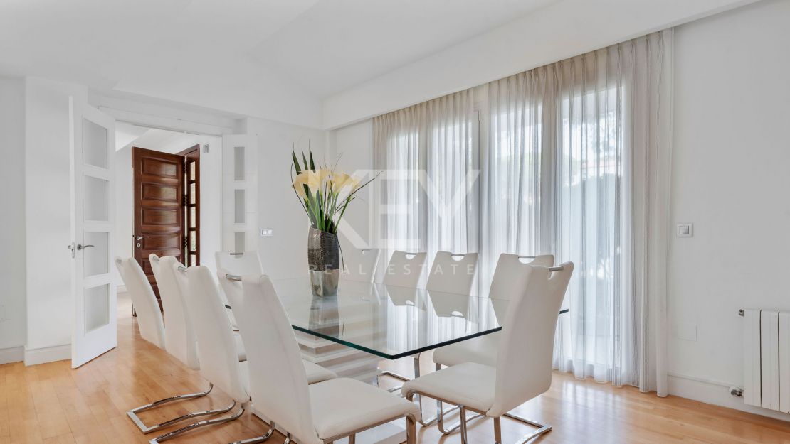 Luxury villa in Las Chapas Marbella for short term rent