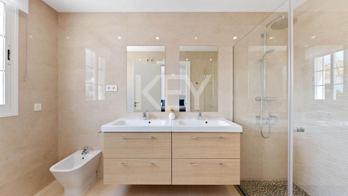 Luxury villa in Casablanca, Marbella Golden Mile