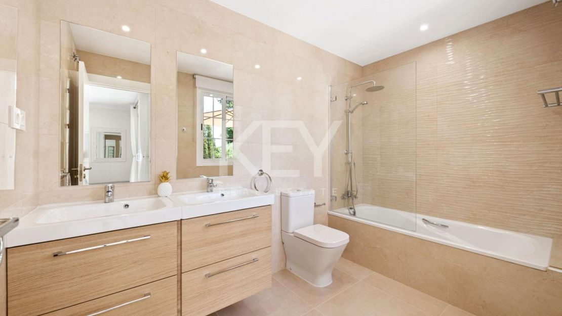 Luxury villa in Casablanca, Marbella Golden Mile