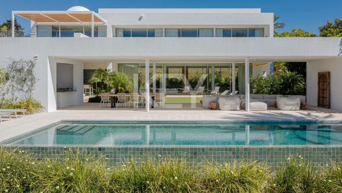 Exquisite Mediterranean villa: ultimate luxury and golf resort living  in Finca Cortesin