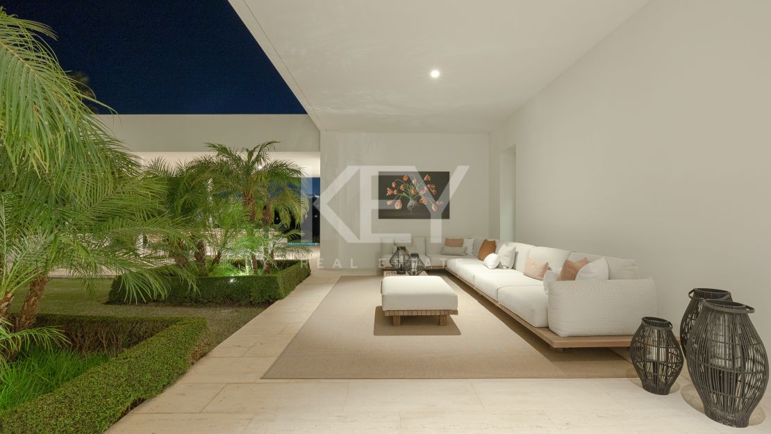 Exquisite Mediterranean villa: ultimate luxury and golf resort living  in Finca Cortesin
