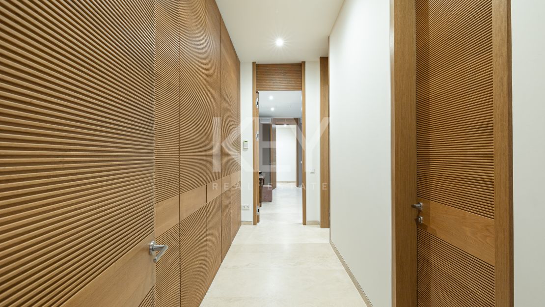 Exquisite Mediterranean villa: ultimate luxury and golf resort living  in Finca Cortesin