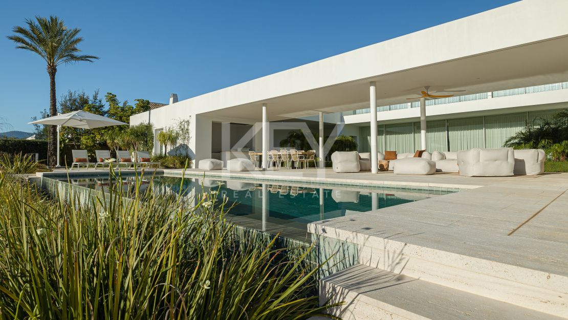 Exquisite Mediterranean villa: ultimate luxury and golf resort living  in Finca Cortesin