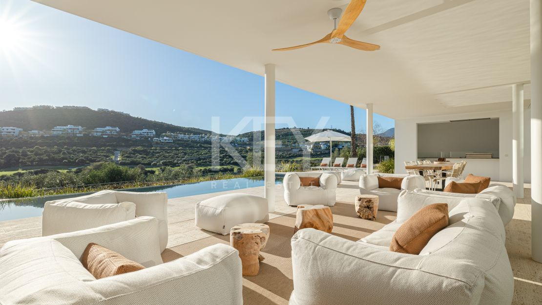 Exquisite Mediterranean villa: ultimate luxury and golf resort living  in Finca Cortesin