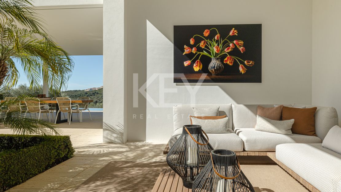 Exquisite Mediterranean villa: ultimate luxury and golf resort living  in Finca Cortesin