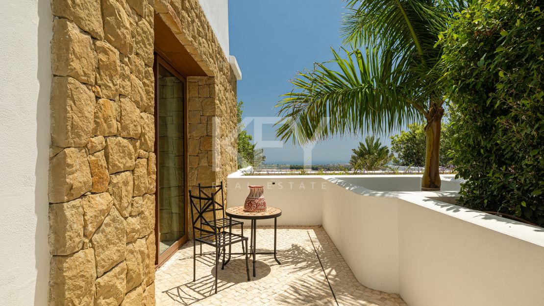 Exquisite apartment with concierge services in Finca Cortesin Resort, Casares