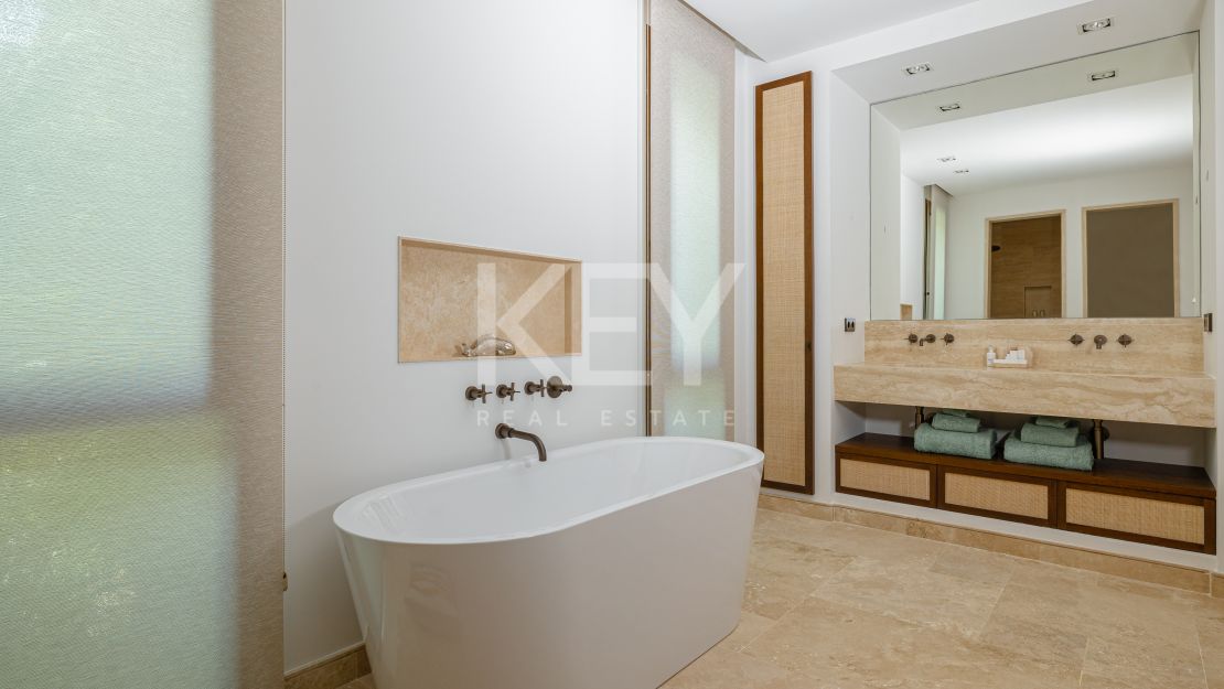 Exquisite apartment with concierge services in Finca Cortesin Resort, Casares