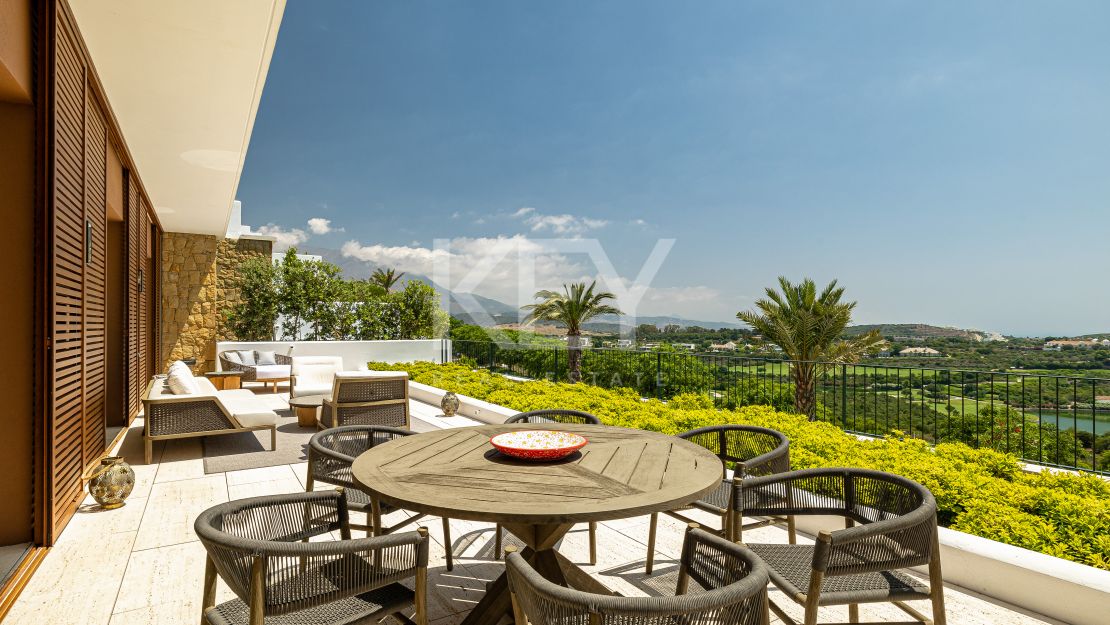 Exquisite apartment with concierge services in Finca Cortesin Resort, Casares