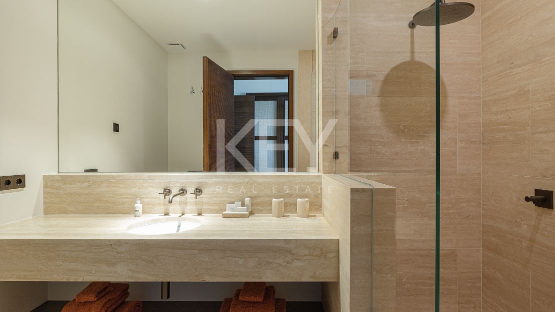 Exquisite apartment with concierge services in Finca Cortesin Resort, Casares
