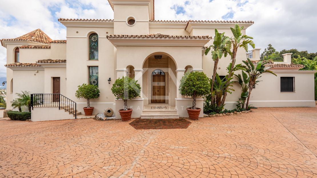 Elegant Mediterranean villa in Paraiso Alto, Benahavis