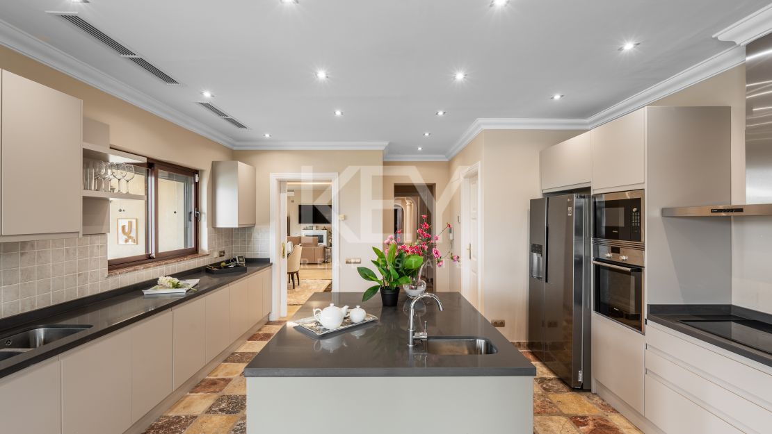 Elegant Mediterranean villa in Paraiso Alto, Benahavis