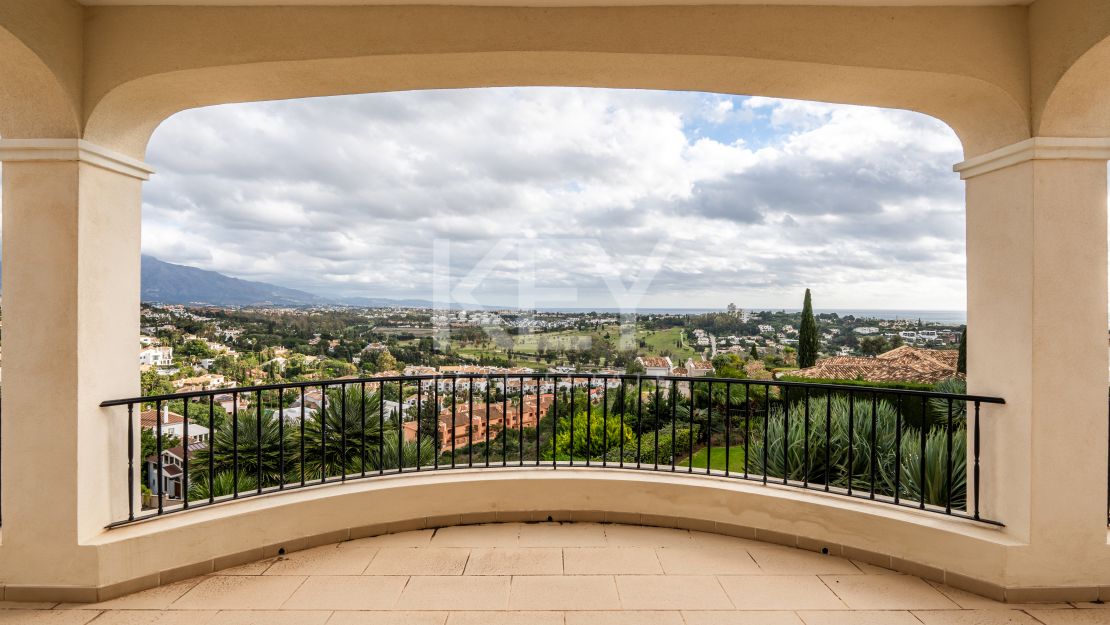 Elegant Mediterranean villa in Paraiso Alto, Benahavis