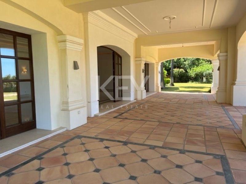 Fascinante villa en La Zagaleta con vistas al Mar Mediterráneo, Benahavis