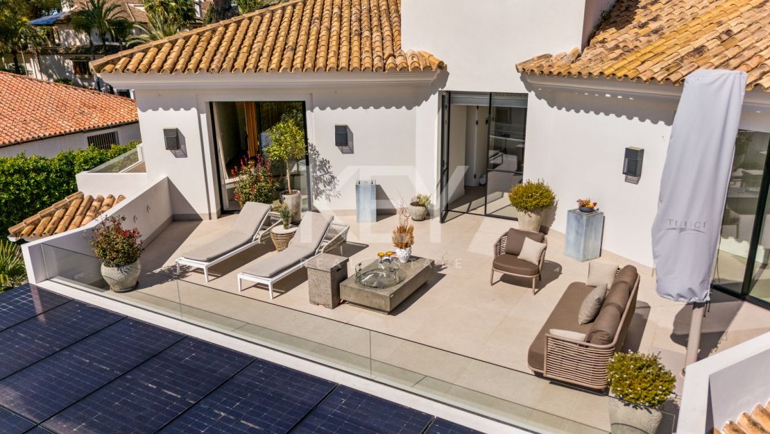 Elegante Villa Matilda a solo 100 metros de las mejores playas en La Reserva de Los Monteros, Marbella Este