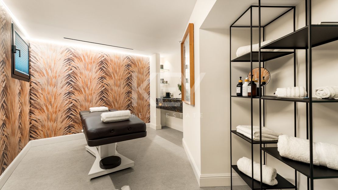 Elegante Villa Matilda a solo 100 metros de las mejores playas en La Reserva de Los Monteros, Marbella Este