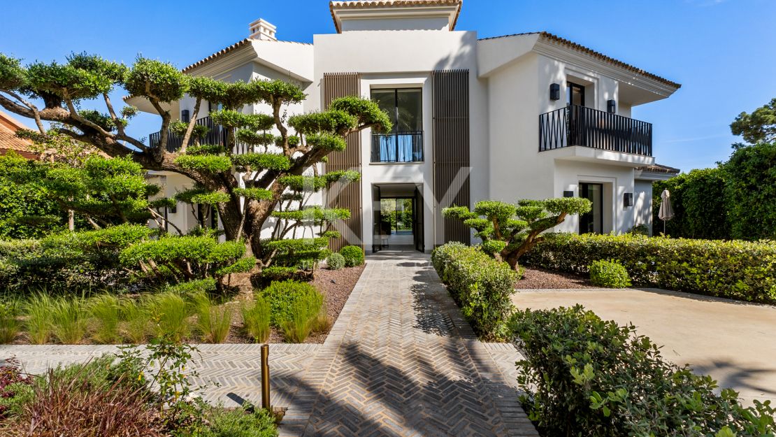 Elegante Villa Matilda a solo 100 metros de las mejores playas en La Reserva de Los Monteros, Marbella Este