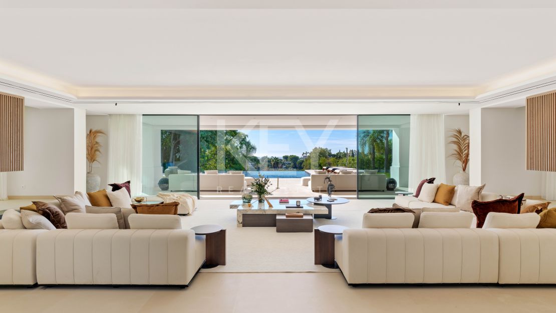 Villa de lujo en venta a tan solo unos pasos de La Quinta Golf