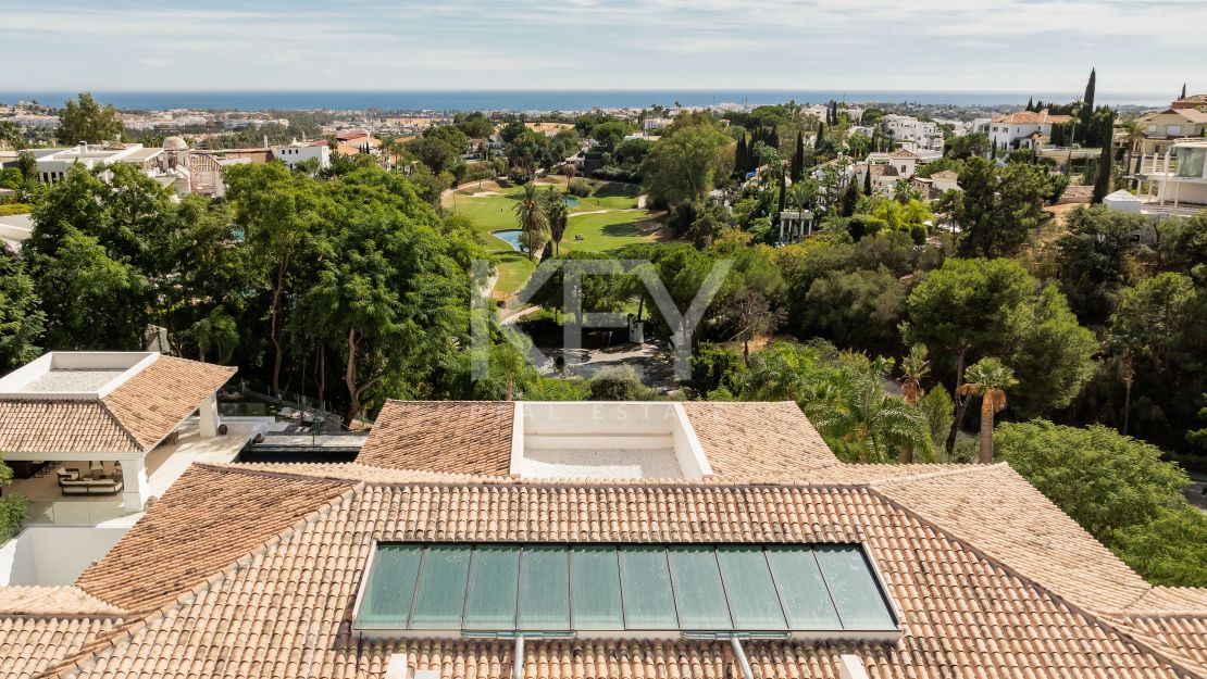 Villa de lujo en venta a tan solo unos pasos de La Quinta Golf