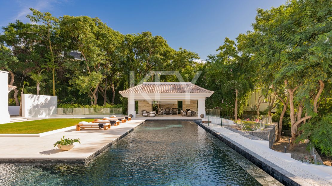 Villa de lujo en venta a tan solo unos pasos de La Quinta Golf