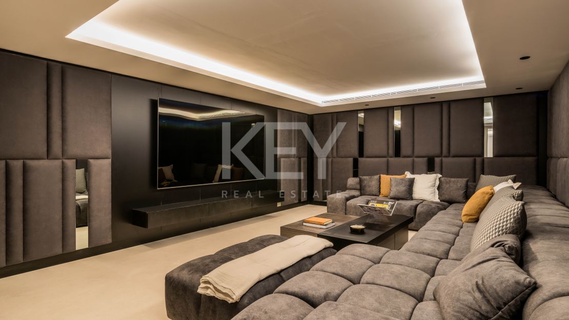 Villa de lujo en venta a tan solo unos pasos de La Quinta Golf