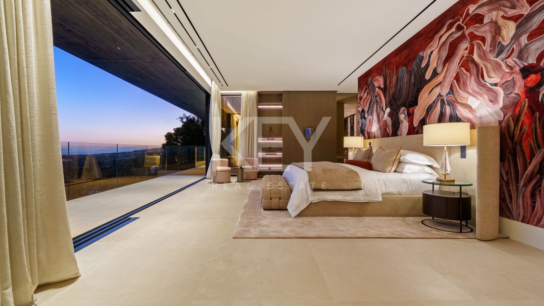 Majestuosa Villa en Venta con vistas panorámicas en Herrojo Alto cerca del campo de golf La Quinta, Benahavis