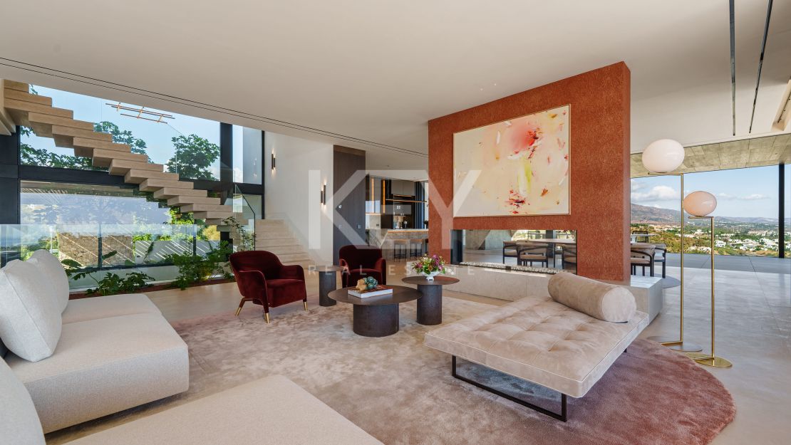 Majestuosa Villa en Venta con vistas panorámicas en Herrojo Alto cerca del campo de golf La Quinta, Benahavis