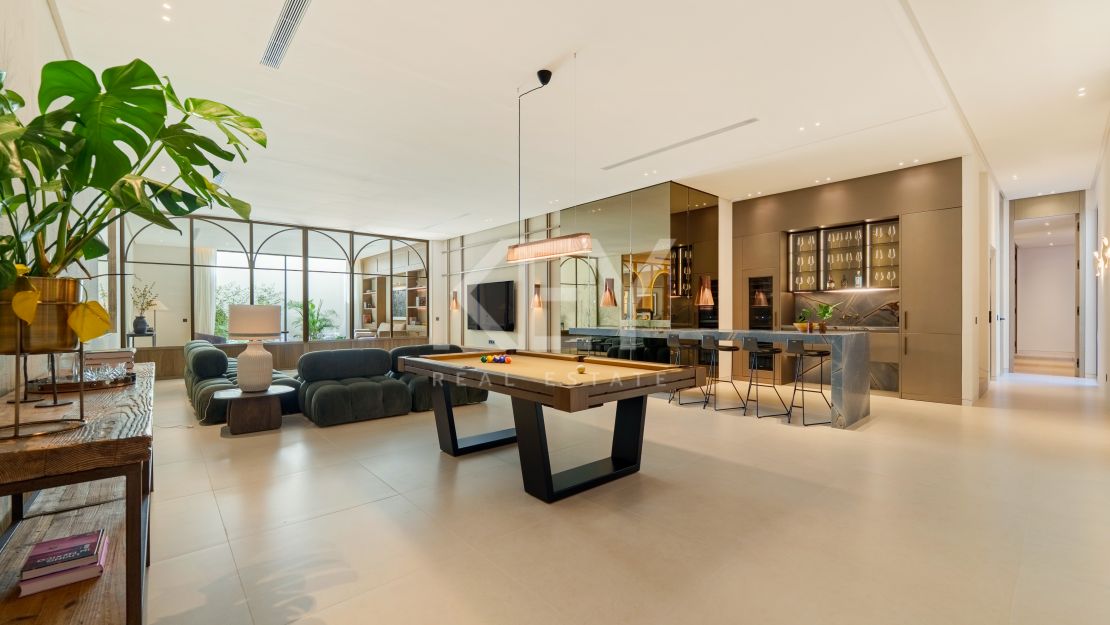 Villa de ensueño en venta en Las Parcelas Golf, Nueva Andalucía