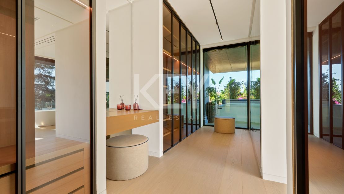 Villa de ensueño en venta en Las Parcelas Golf, Nueva Andalucía