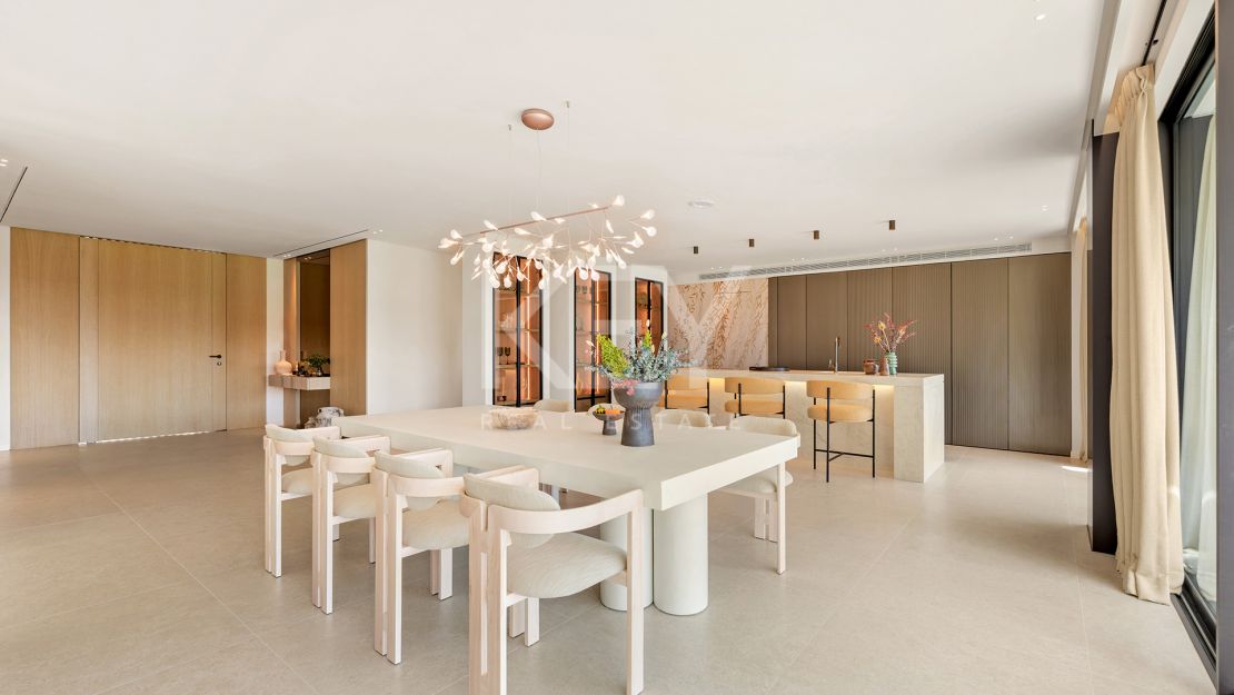 Excepcional oportunidad de villa de lujo en venta en Nueva Andalucía - Los Naranjos Golf Club