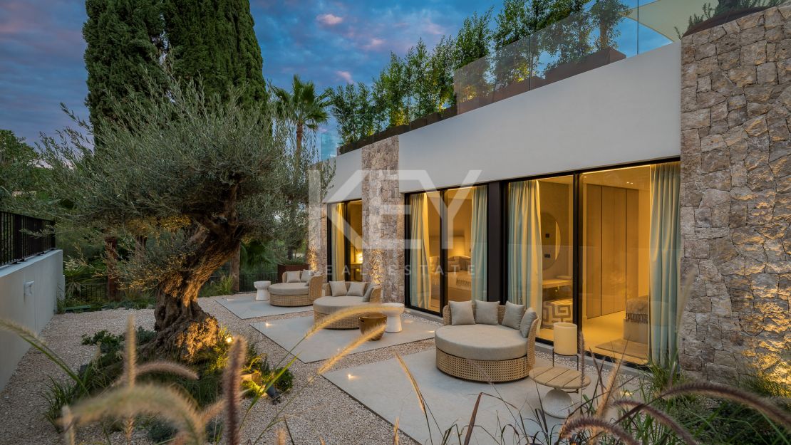 Excepcional oportunidad de villa de lujo en venta en Nueva Andalucía - Los Naranjos Golf Club