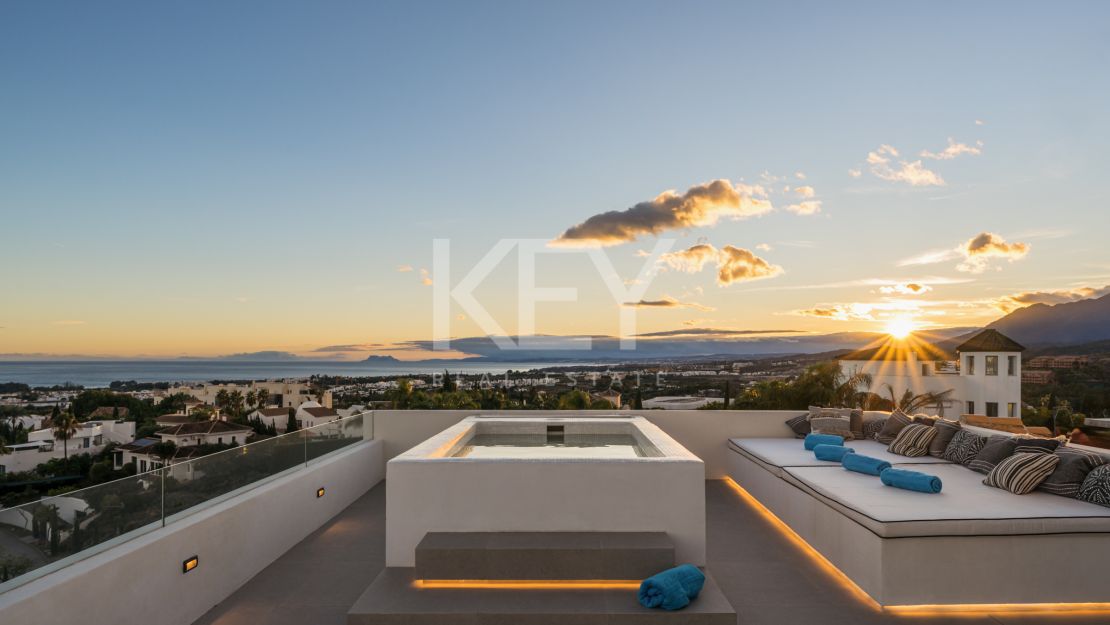 Villa opulenta con vistas impresionantes en Los Flamingos, Benahavís