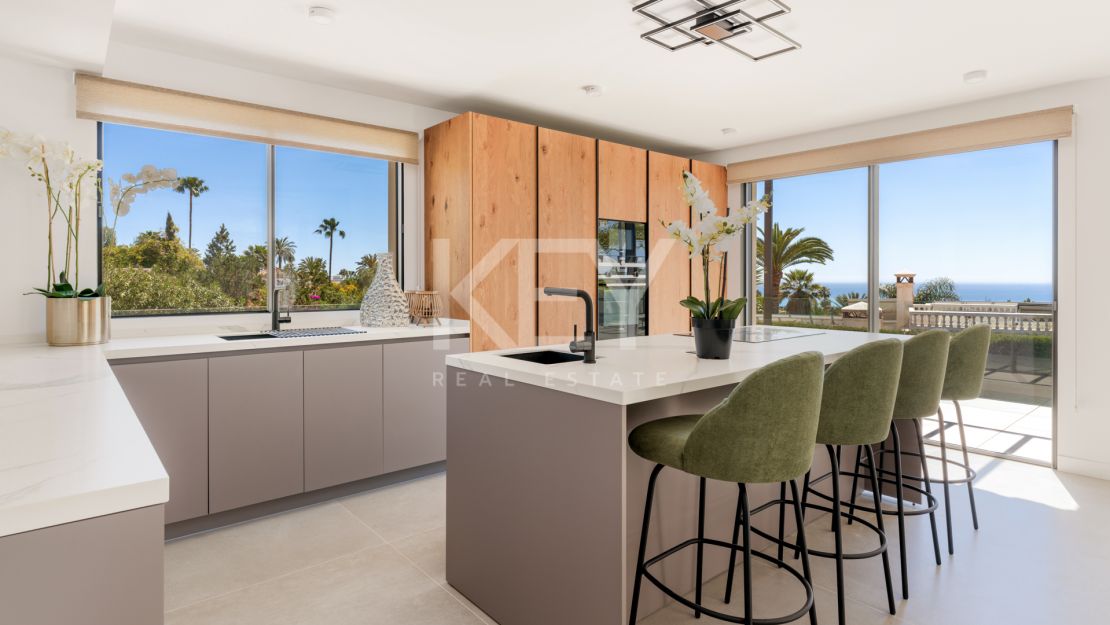 Exquisita residencia en la Milla de Oro con vistas panorámicas al mar y a la montaña