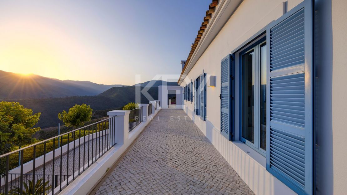 Villa privada con estilo nórdico-andaluz en Monte Mayor Country Club, Benahavís