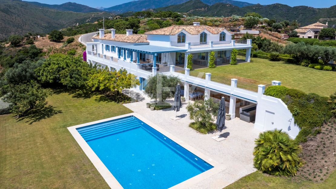 Villa privada con estilo nórdico-andaluz en Monte Mayor Country Club, Benahavís