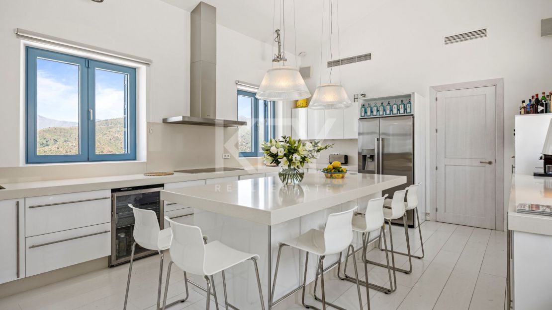 Villa privada con estilo nórdico-andaluz en Monte Mayor Country Club, Benahavís