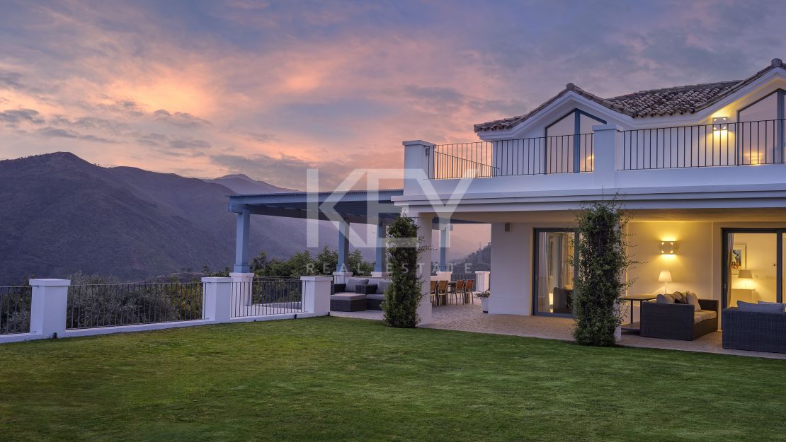 Villa privada con estilo nórdico-andaluz en Monte Mayor Country Club, Benahavís