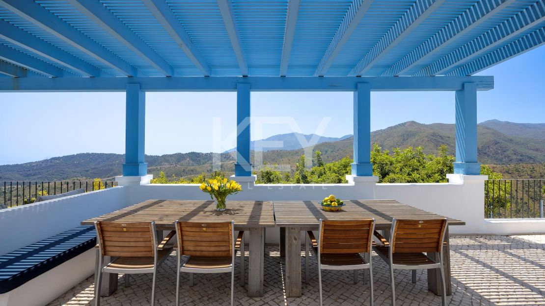 Villa privada con estilo nórdico-andaluz en Monte Mayor Country Club, Benahavís