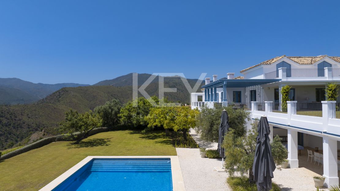 Villa privada con estilo nórdico-andaluz en Monte Mayor Country Club, Benahavís